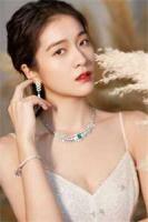 男装大佬别撩了，你掉马了