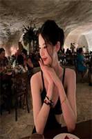 快穿：宿主请专心生崽，别再撩人了