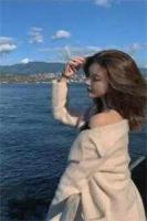 重生七零，嫁给军区第一冷面军官