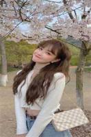 退婚渣男后，我当他面壁咚他首长