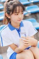 穿越七零成老太，我靠捡垃圾养崽