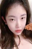 完蛋，我也被美女包围了