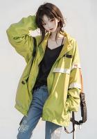 我跟闺蜜被杀后脱离世界回家，亲人们却疯了