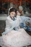 神级选择系统，我冲师女帝师尊！